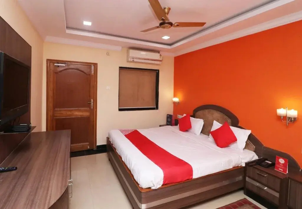 Hotel Amar Palace by OYO Rooms