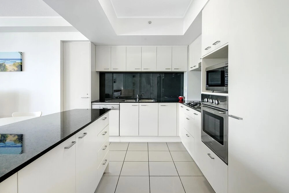 Broadbeach on the Park 2 Bedroom Apartment