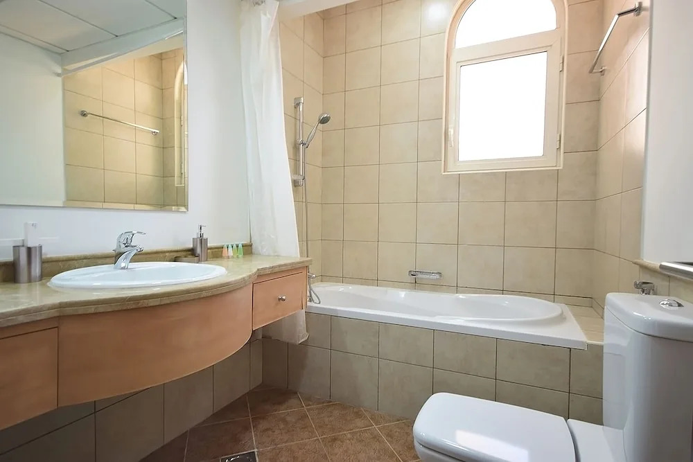 Key Host  - Canal Residence Euro