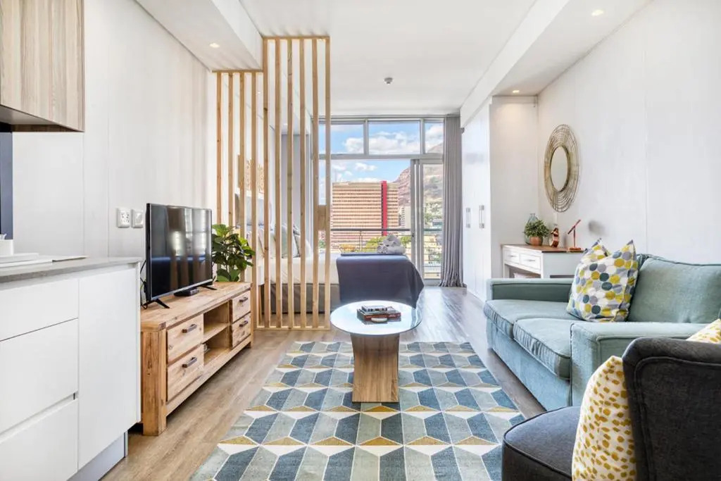 Elegant Modern Apartment near Table Mountain