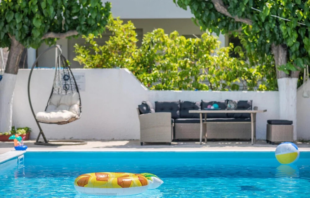 Beautiful Home in Lechaio Corinthias With 4 Bedrooms, Outdoor Swimming Pool and Swimming Pool