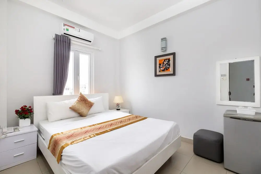 White Diamond PN Hotel