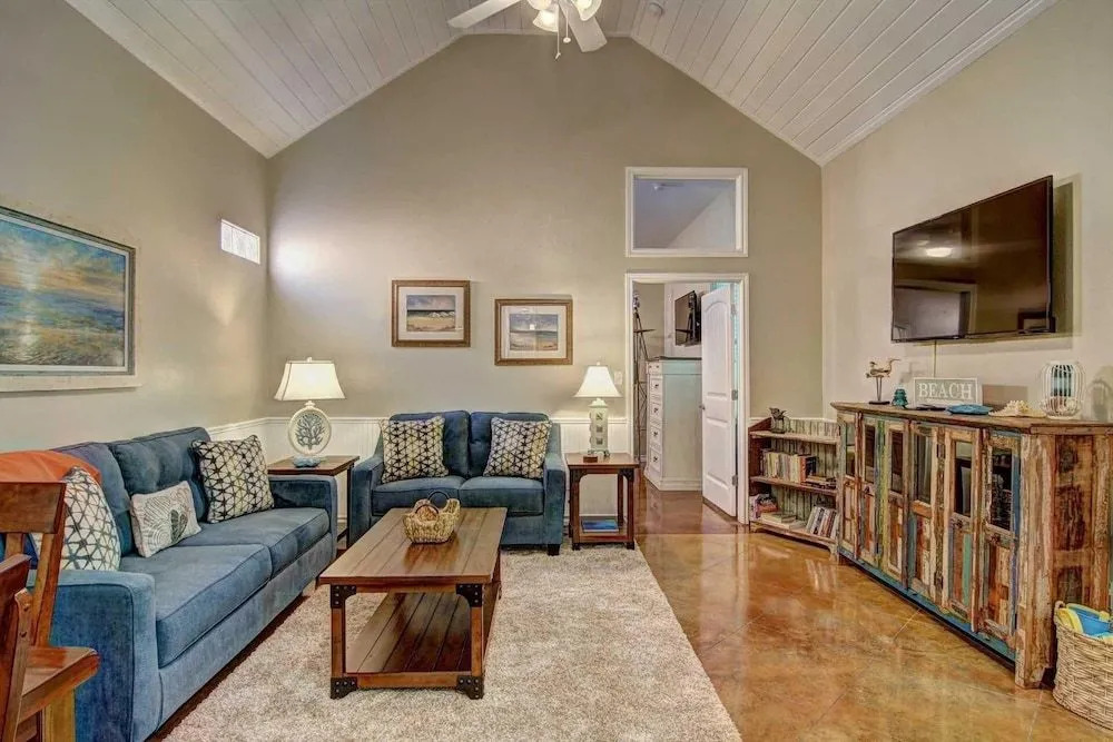 Happy Harbor - 3 Br Condo