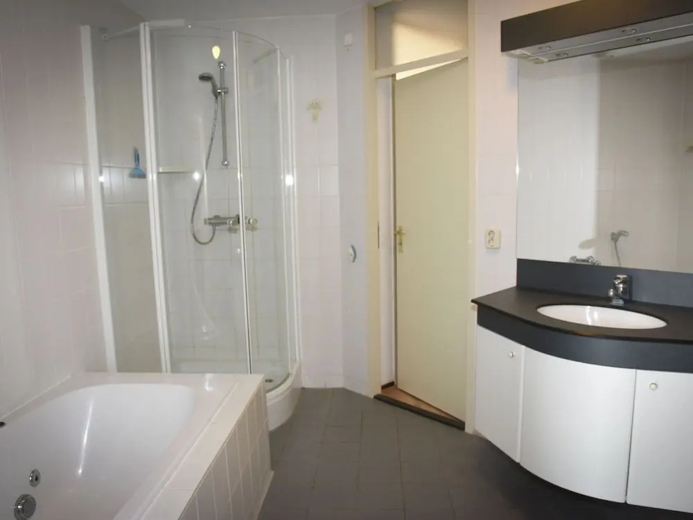 Well Kept Apartment with Whirlpool near Sea on Texel