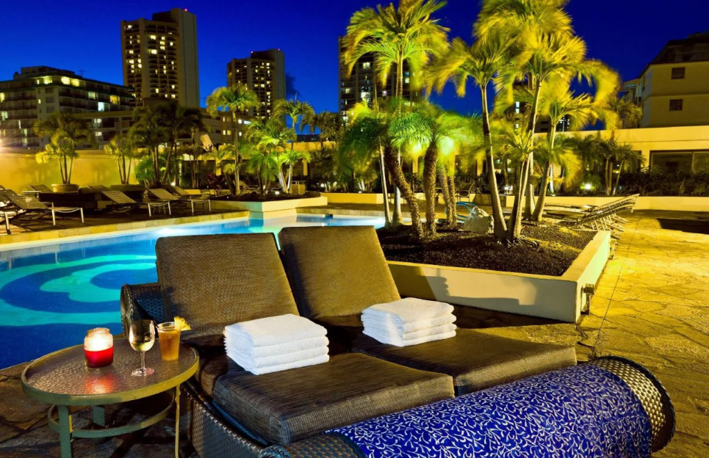 Hilton Waikiki Beach Resort & Spa
