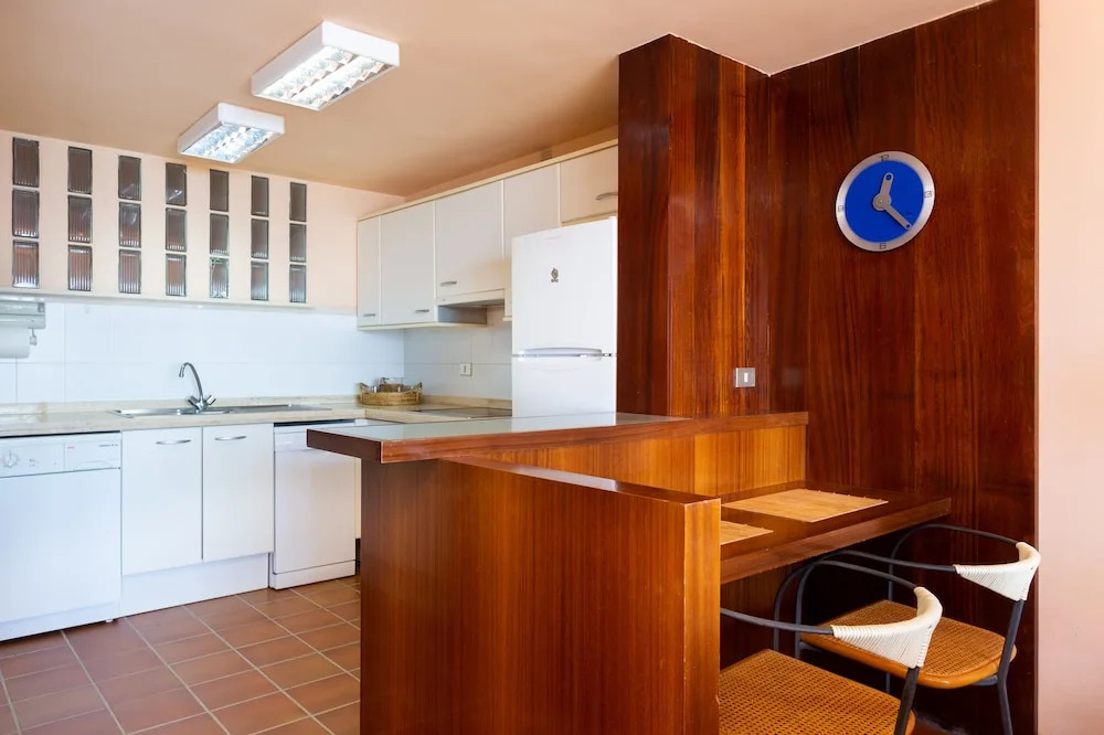 Beach Life Apartment, Exclusive Seafront Triplex