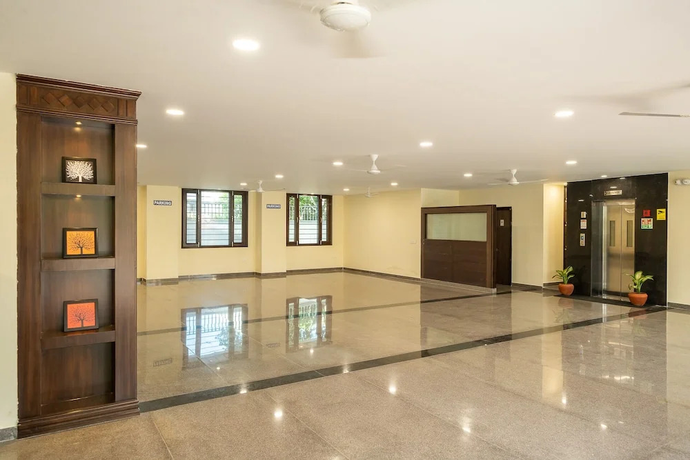 Sheerha Royal Residency