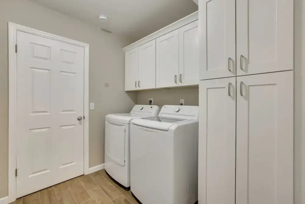 Centrally Located Oasis 1 Mi to Shadow Mountain!