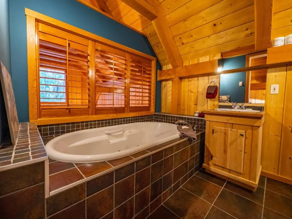 The Cabins at Terrace Beach