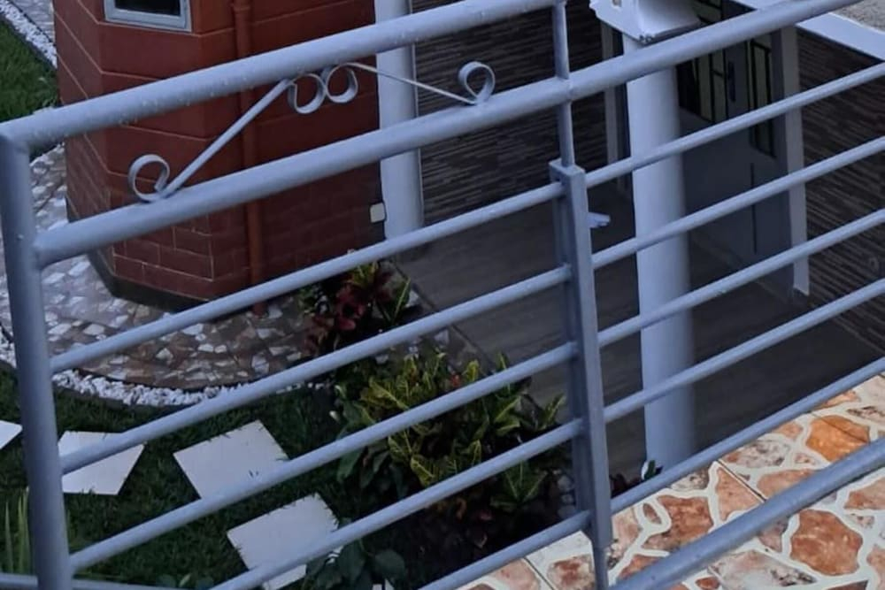 Inviting 6-bedrooms Apartment in Kigali