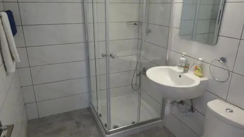Adonis Apartment