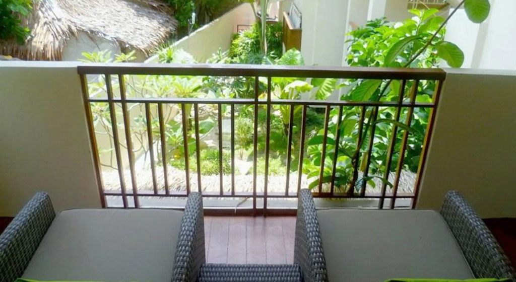 Mama Beach Residence