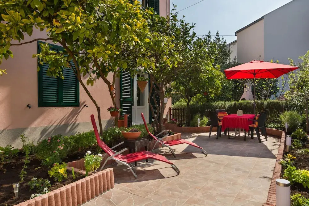Apartment Four Seasons
