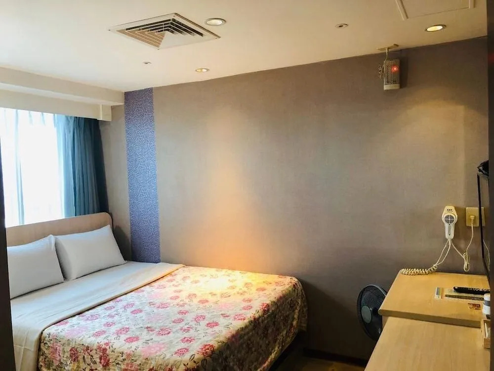 Jing Chen Commercial Hotel