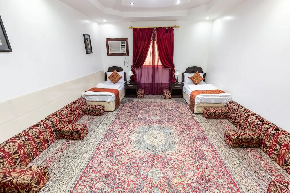 Al Eairy Furnished Apartments Jeddah 6