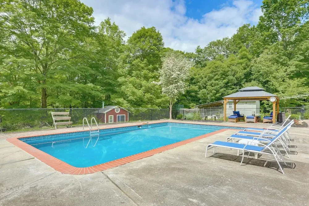 Hudson Valley Retreat w/ Pool Near Greenwood Lake