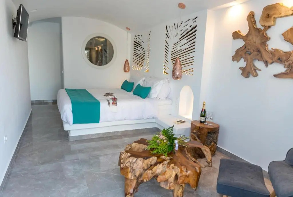 Breaq Santorini - Margarita Hotel