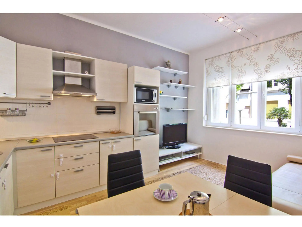 Rodrigo Apartments