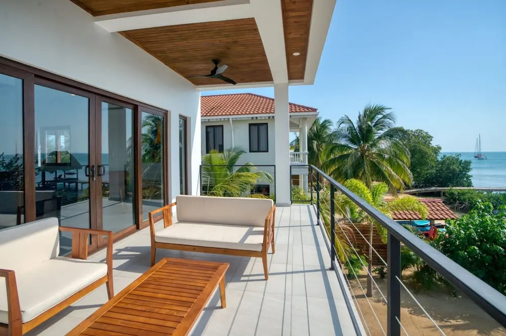 Island Breeze Villa - 5 Bedroom Private Island Villa w Pool