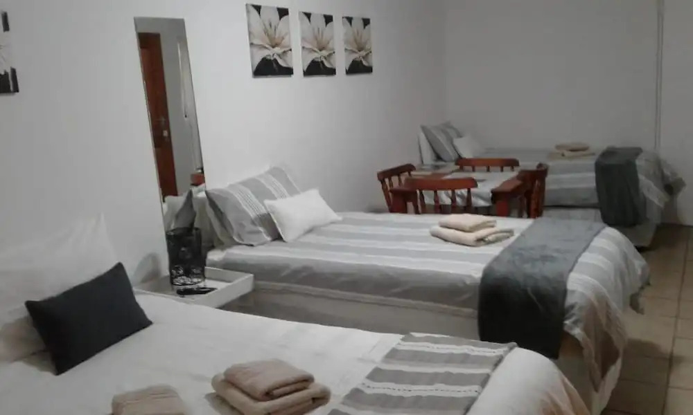 Casablanca Cabanas Guesthouse