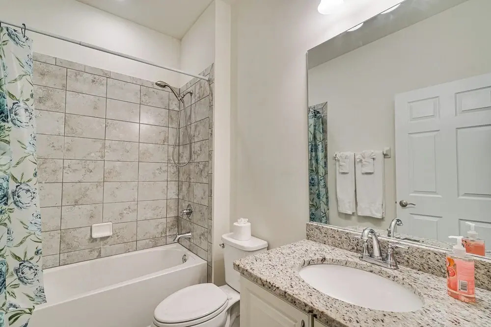 Dog-friendly Home w/ Screened Porch in Cape Coral!