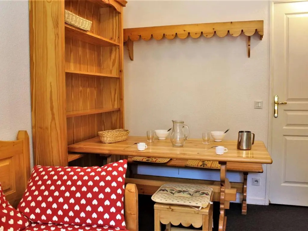 Appartement Risoul, 2 pièces, 6 personnes - FR-1-330-511