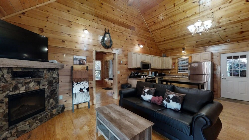 Pleasant Hollow 2 Bedroom Cabin by Redawning