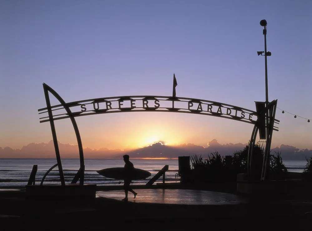 Soul Surfers Paradise - Hosted by Gold Coast Luxury Resorts