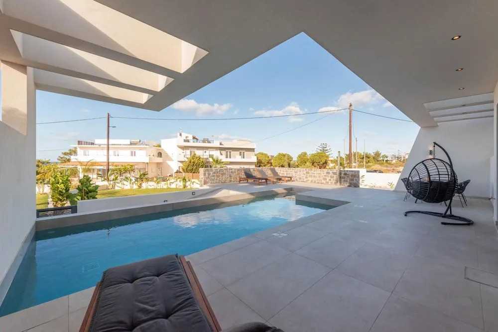 Aethra Deluxe Villa With Pool 700m From Beach