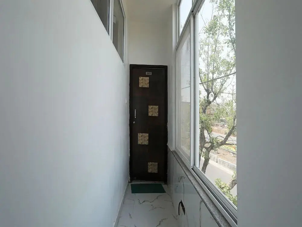 Green Square By OYO Rooms