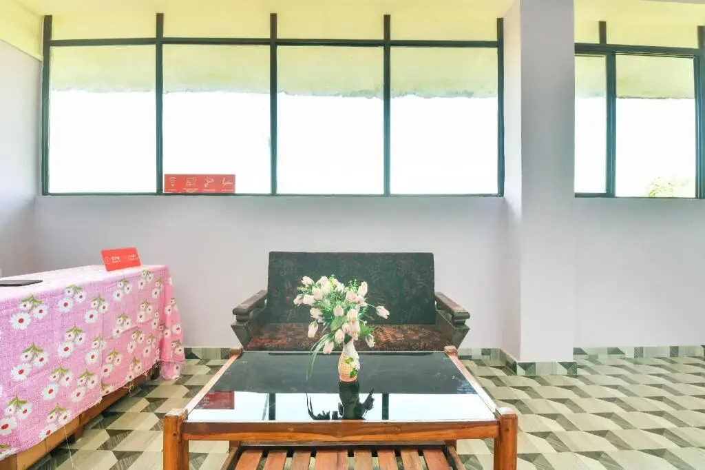 Hotel Drizzle Mount by OYO Rooms