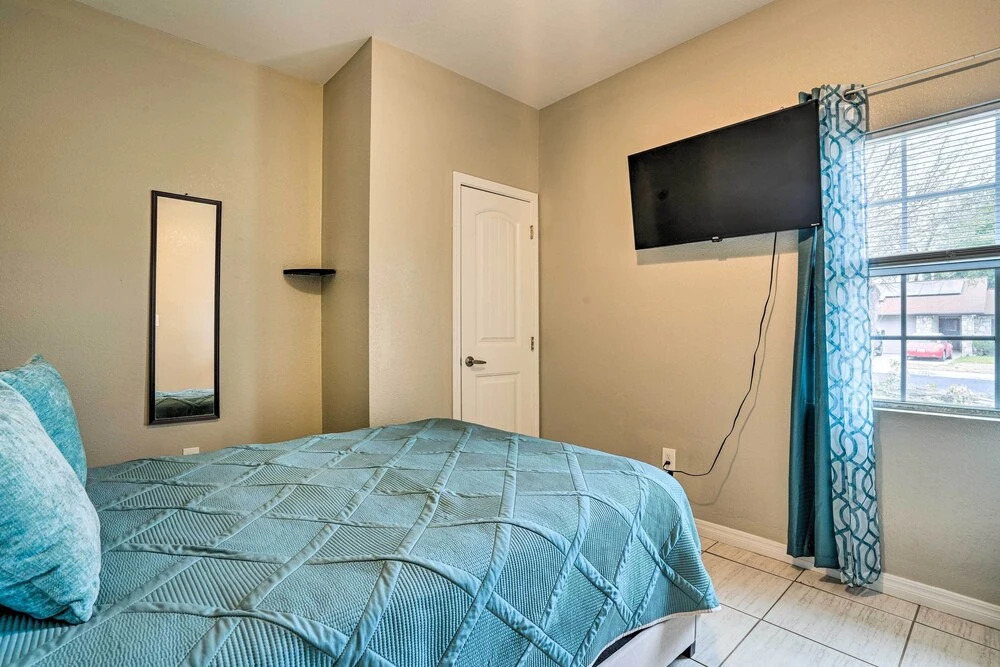 Pet-Friendly San Antonio Home w/ Yard & Patio