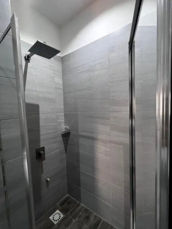 Fragrance Apartments and Suites