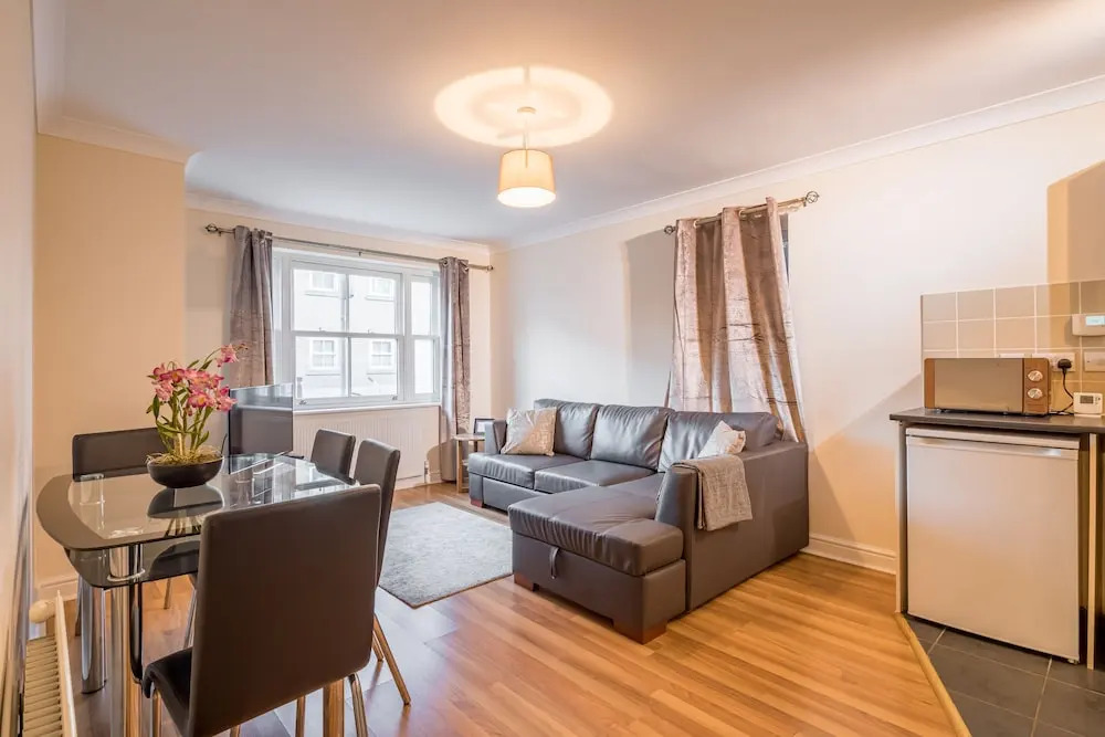 Bridge View Apartment