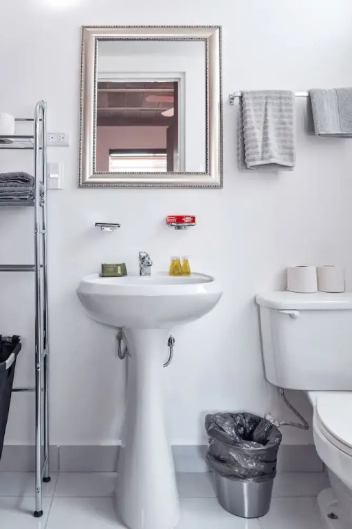 Modern apt. Close Cintermex, 2BD, 2 BTH, by Mty. Living T403