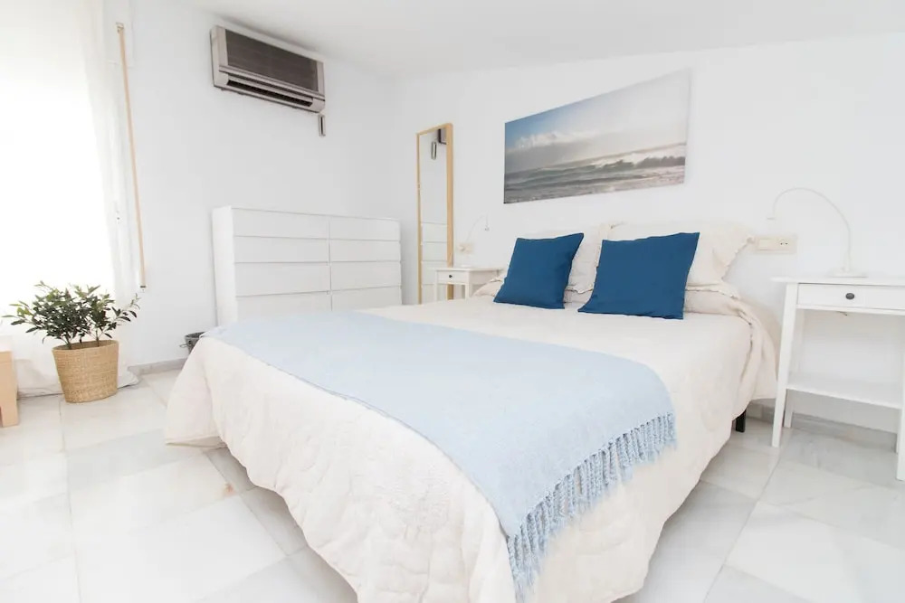 House with Garden & Pool in Malaga