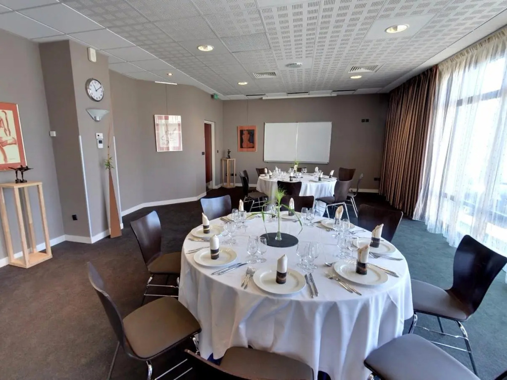 Hotel De Loire et Restaurant Les Bateliers