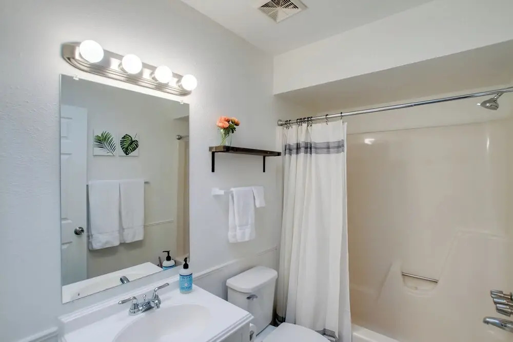 Phoenix Home: Golf, Hike, & Explore Downtown!