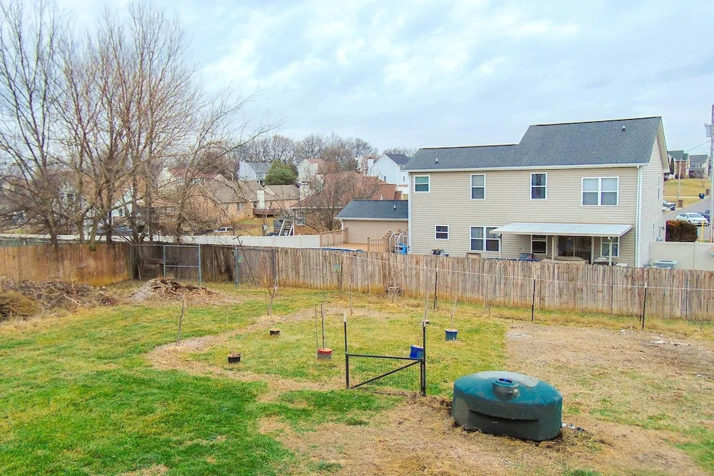 Pet-friendly Clarksville Home w/ Backyard!