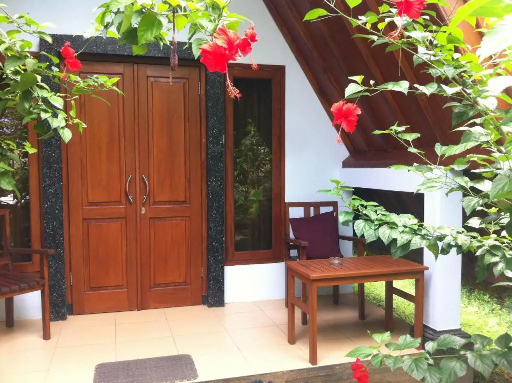 Lucys Garden Hotel