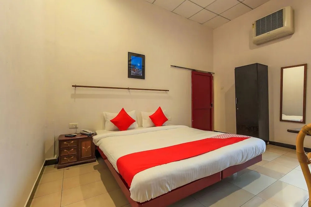 OYO Flagship 14391 Calangute Eden Garden