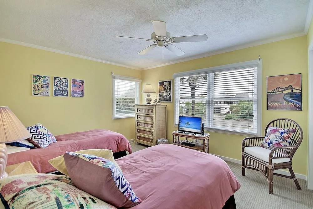 New Listing! the Nut House W/ Oceanfront Porch Home