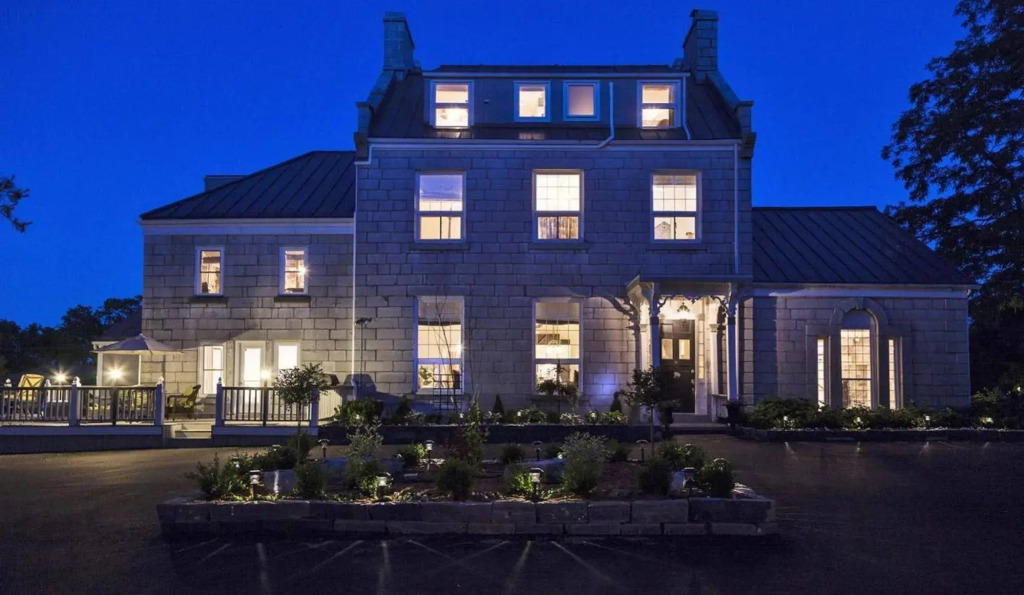 All Suites Whitney Manor