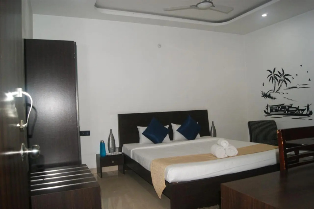 FabHotel Hill View Jubilee Hills