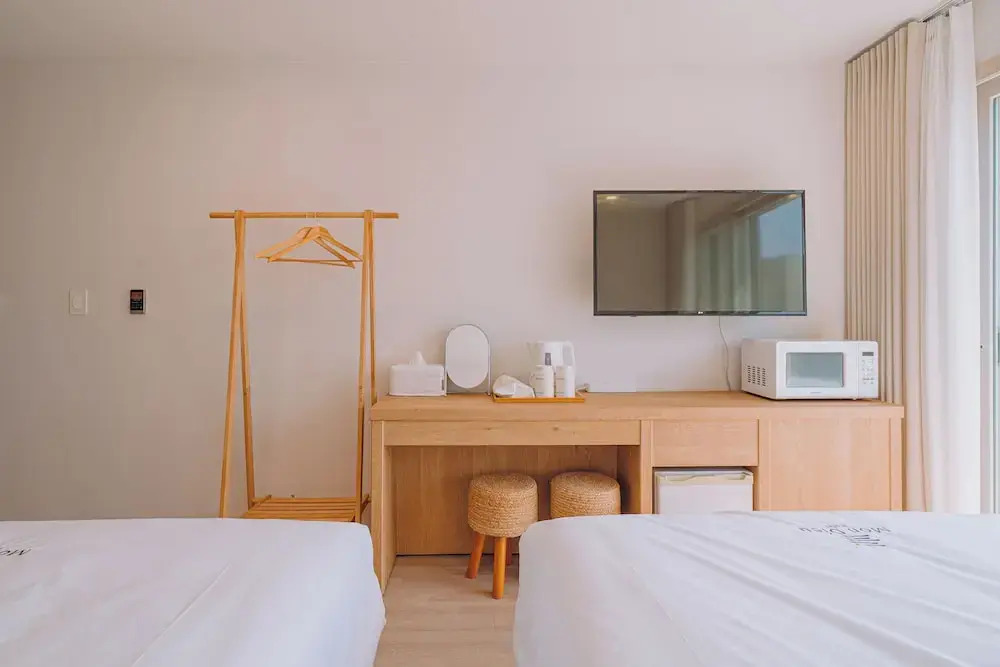 Jeju Mondieu Tourist Hotel