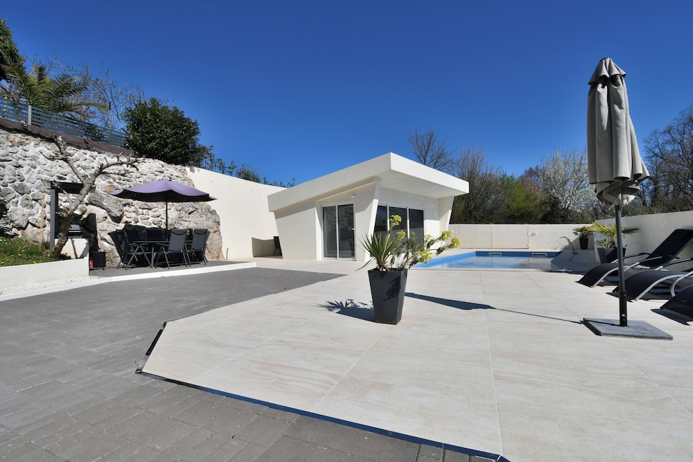 House Luxury