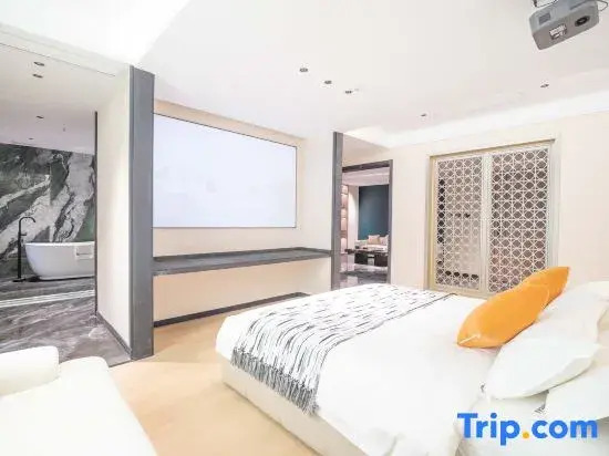 Jingdezhen Grand Hotel (Tao Yang Alley Scenic Area Taoxichuan Pedestrian Street)