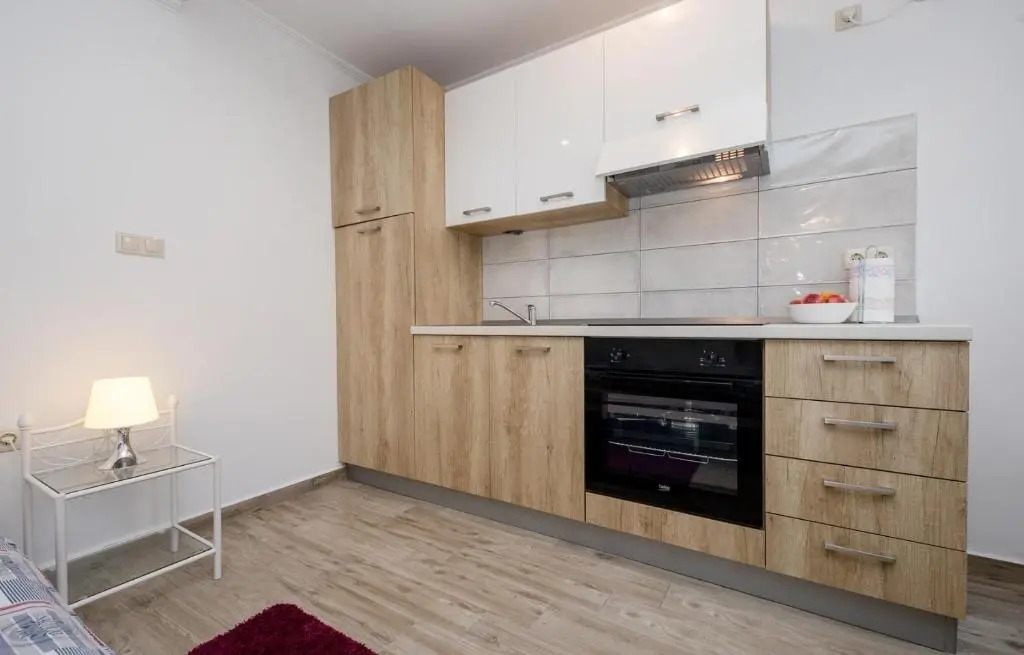 Apartments Makaus