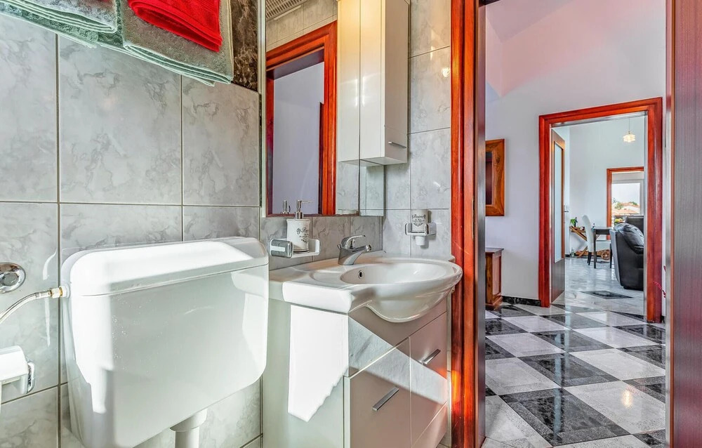 Amazing Apartment in Medulin With Wifi and 2 Bedrooms