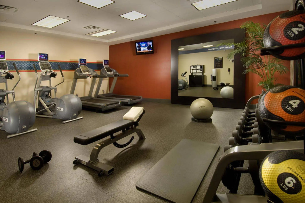Hampton Inn & Suites Waco-South